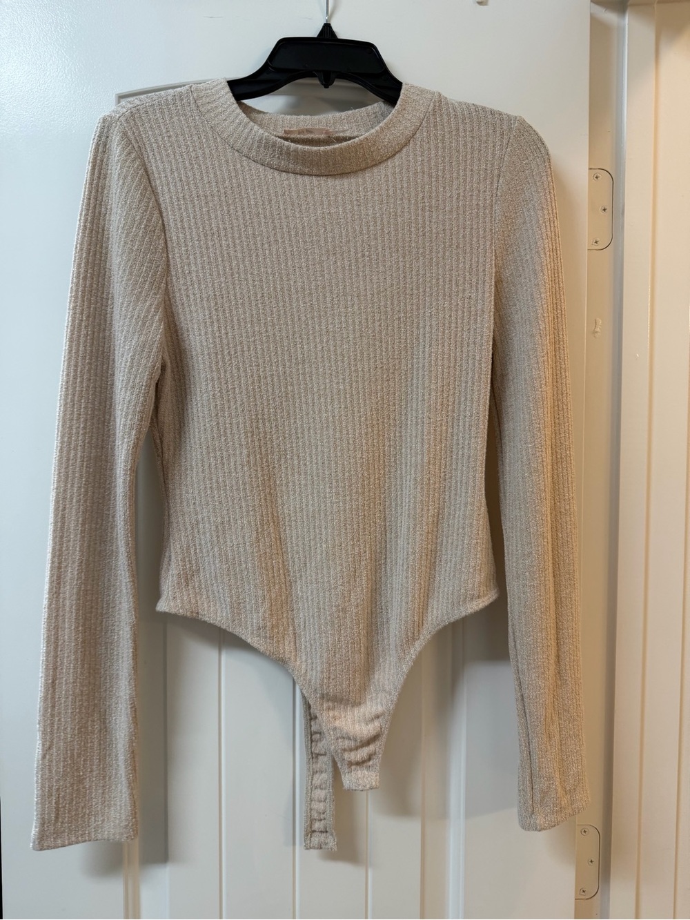 Mi Ami Neutral Ribbed Long Sleeve Bodysuit